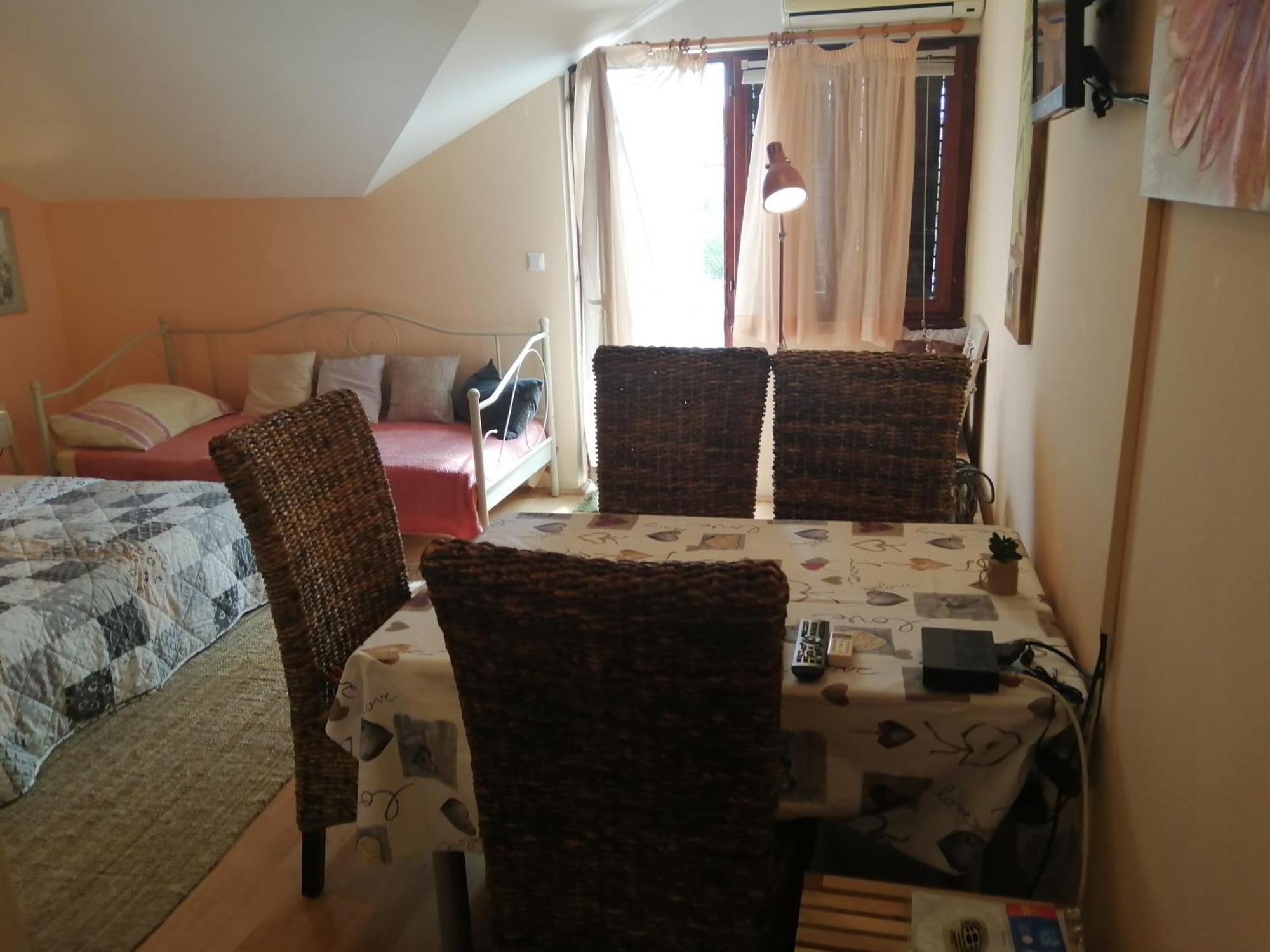 Apartments Tamara Sukošan Rom bilde