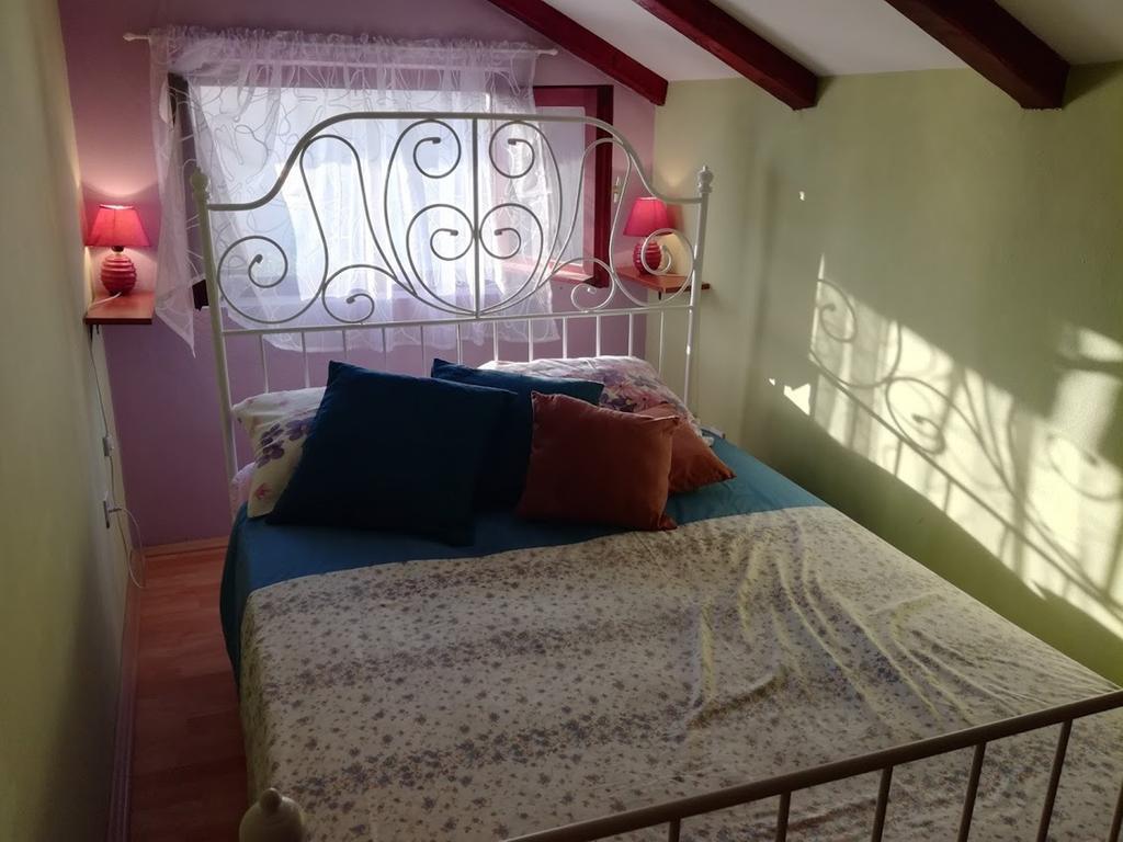 Apartments Tamara Sukošan Eksteriør bilde